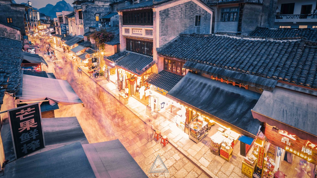 古镇游玩，有一种说走就走的旅行